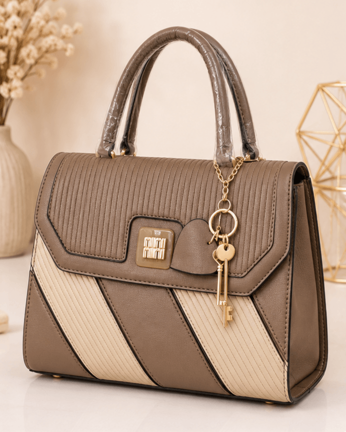 Sac Le Key Charm Camel